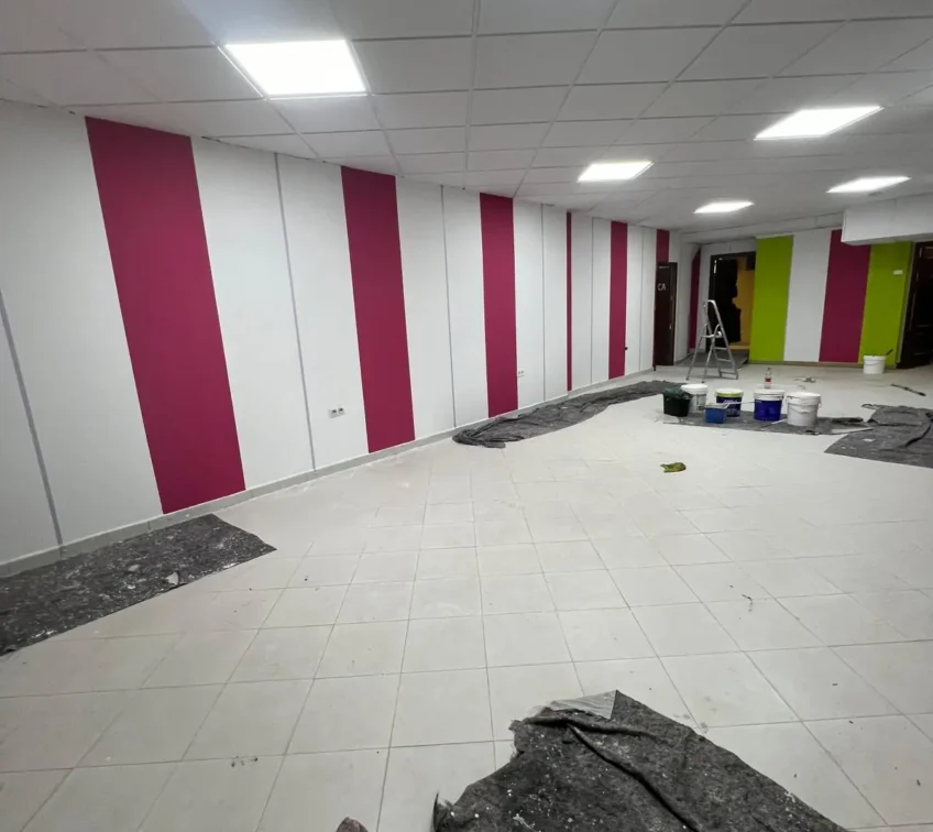Reforma Oficinas en Granada - Pintado de las Pareces de Colores III