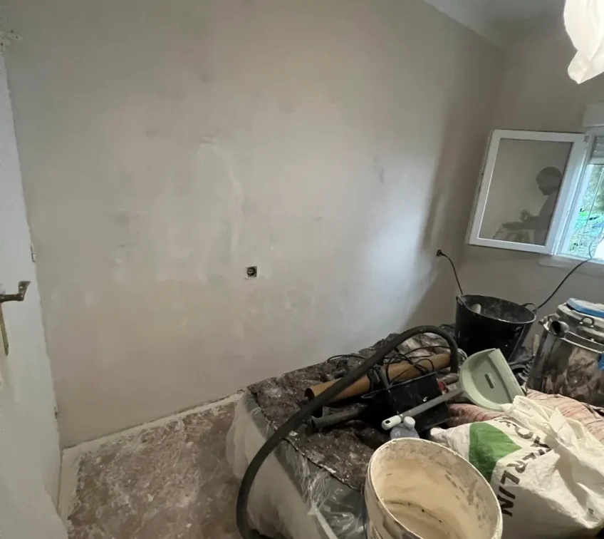 TECNIASIST - Pintado y Alisado de un Piso en el Paseo de la Bomba - Finalización de los Trabajos III