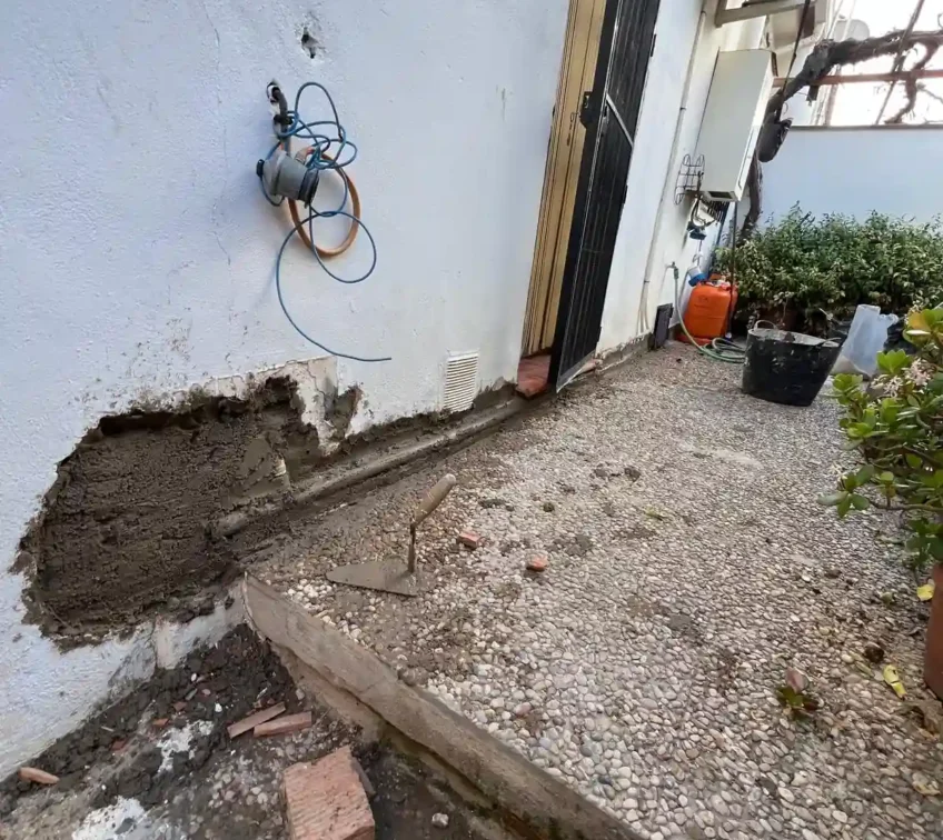 TECNIASIST - Urgencia de Fontanería en Gójar I