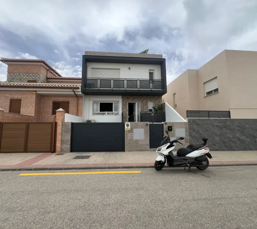 TECNIASIST - Pintado de una Casa - Churriana de la Vega I