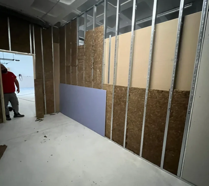 TECNIASIST - Reforma de Local en Granada - 13