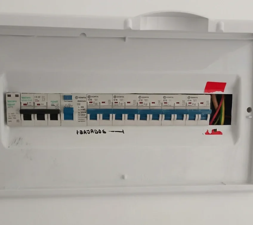 TECNIASIST - Urgencia Avería Eléctrica - Chana I - Proceso de Reparación VI